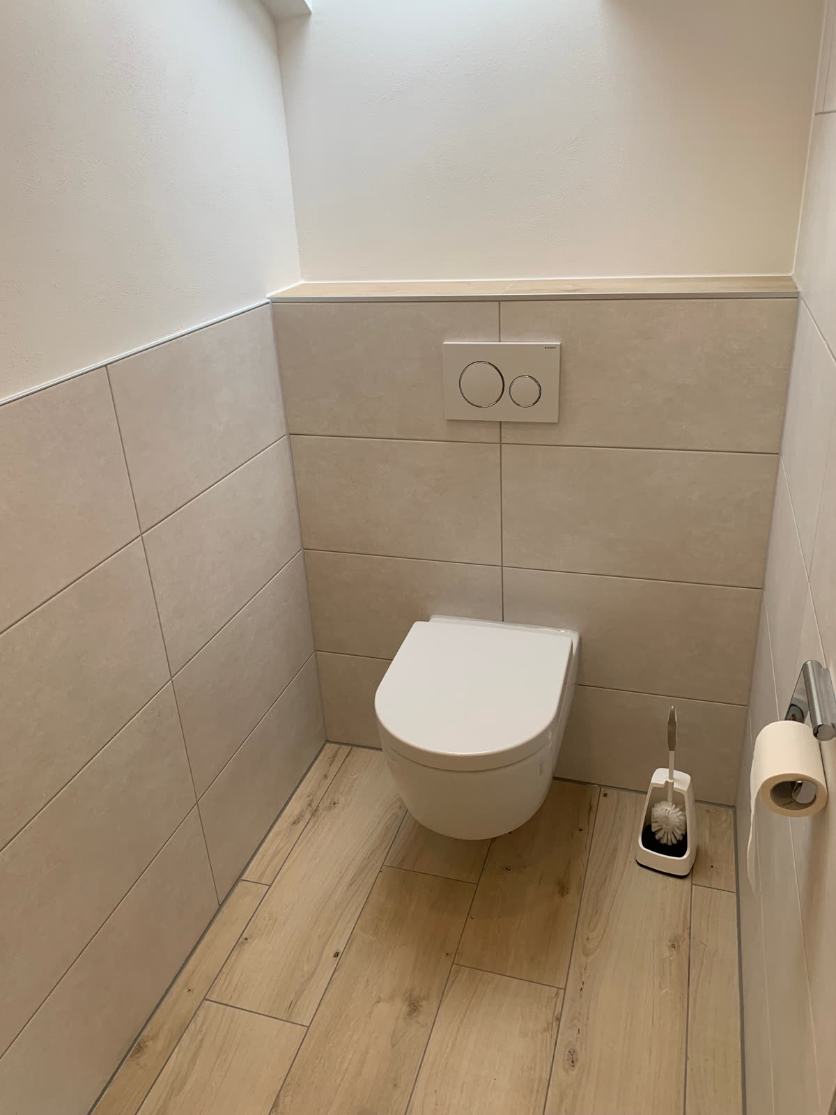 Gäste-WC beige